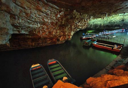 長沙出發(fā)到黃龍洞、張家界國家森林公園三日游